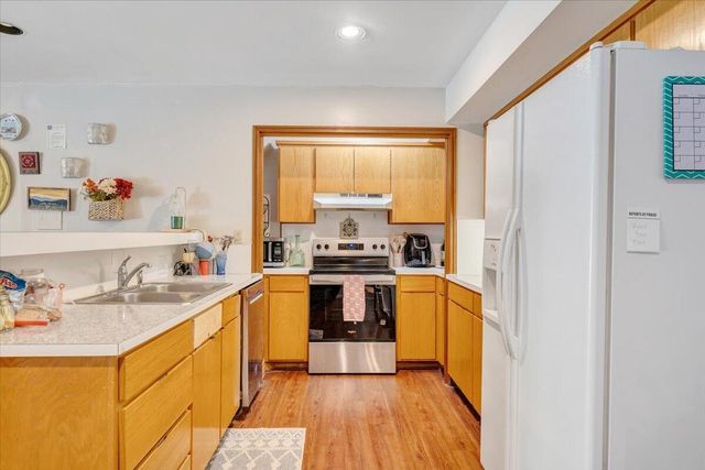 3244 Pineland RD, Roanoke, VA 24018