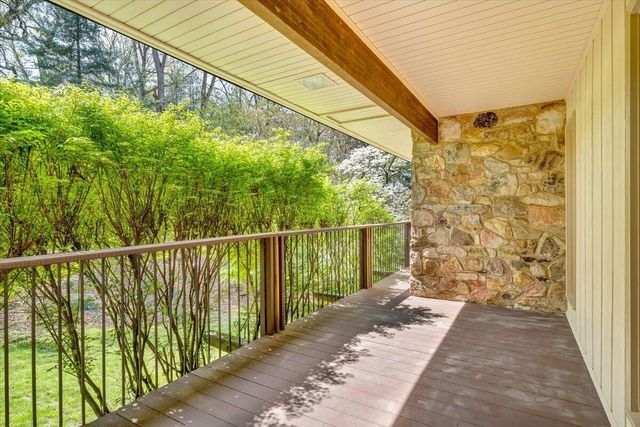 3244 Pineland RD, Roanoke, VA 24018