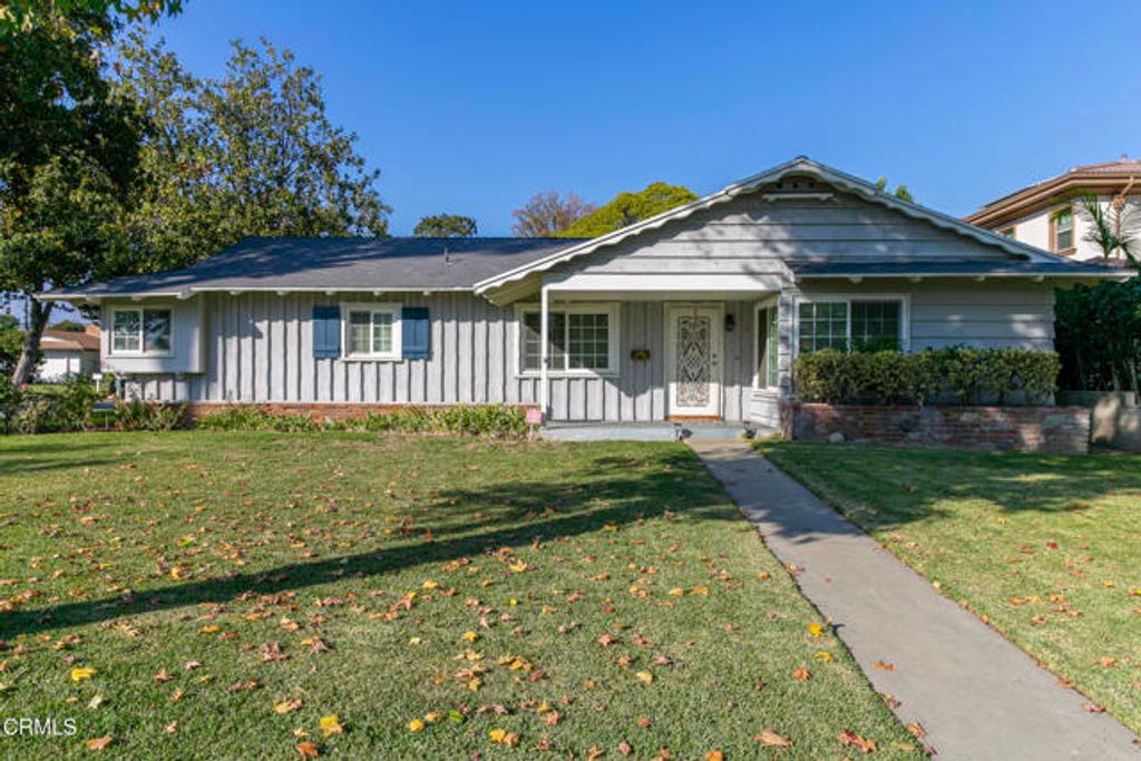 303 E Las Flores Avenue, Arcadia, CA 91006
