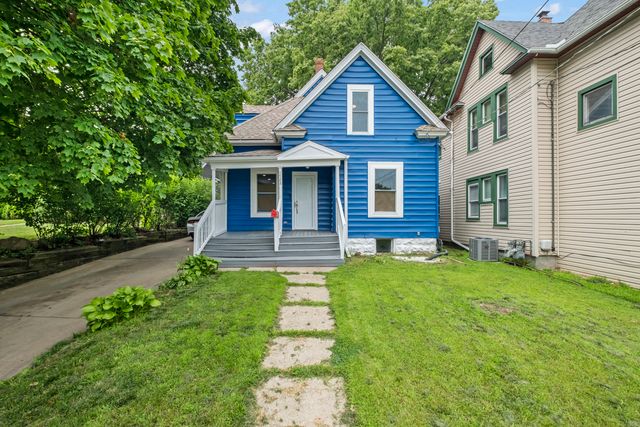 1722 Charles Street, Rockford, IL 61104