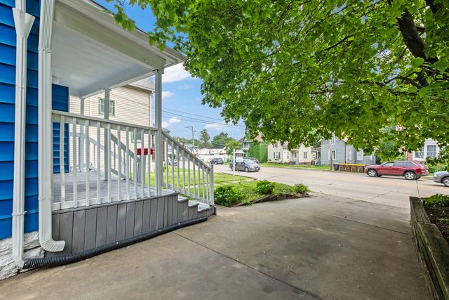 1722 Charles Street, Rockford, IL 61104