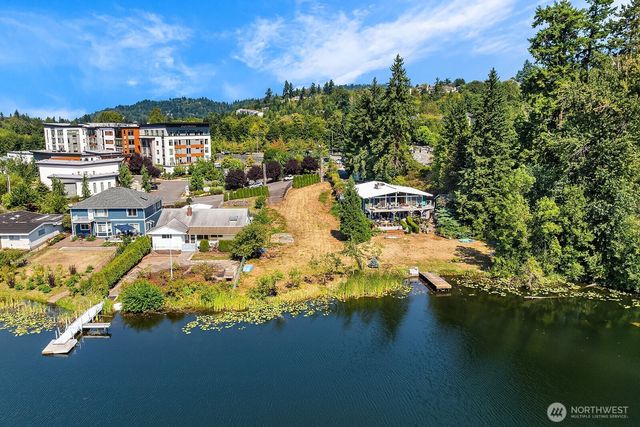 13059 SE 76th Street, Newcastle, WA 98056