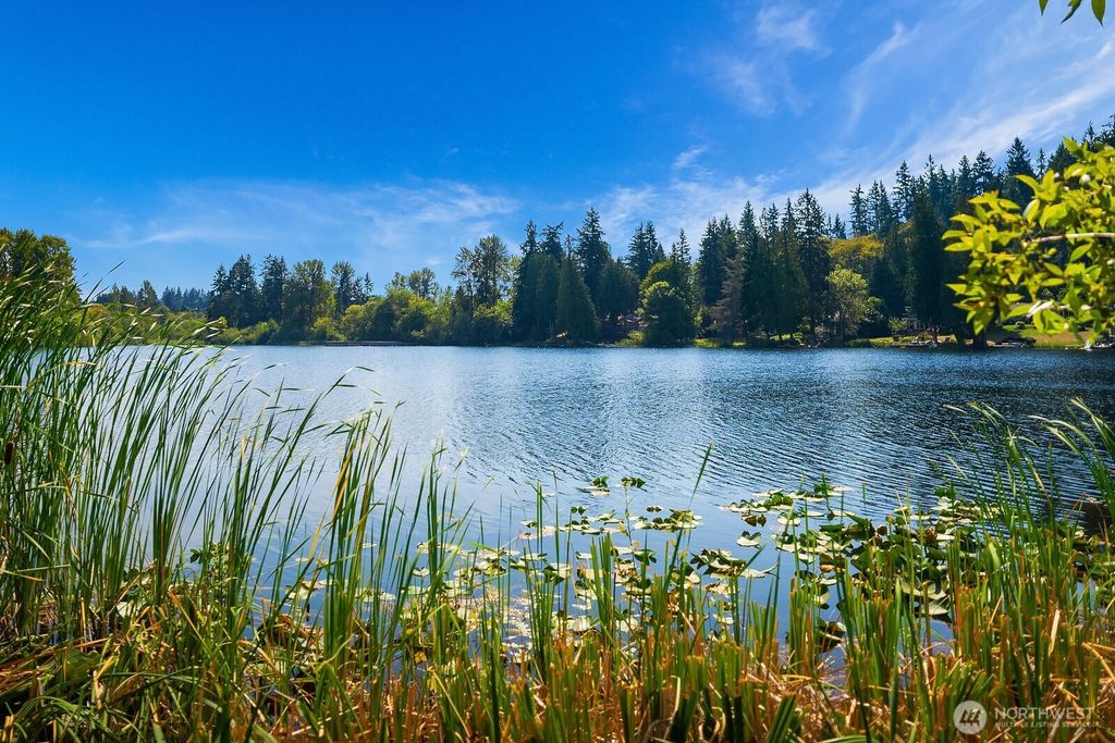 13059 SE 76th Street, Newcastle, WA 98056