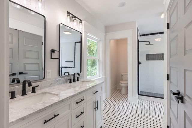 12 N Seminole Drive, Chattanooga, TN 37411