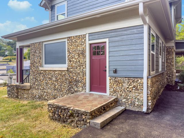 12 N Seminole Drive, Chattanooga, TN 37411