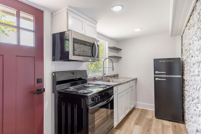 12 N Seminole Drive, Chattanooga, TN 37411