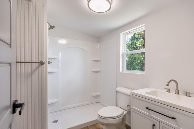 12 N Seminole Drive, Chattanooga, TN 37411