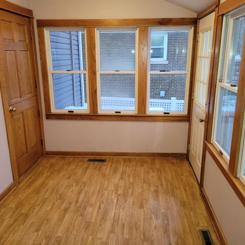 1423 Lake Avenue, Whiting, IN 46394