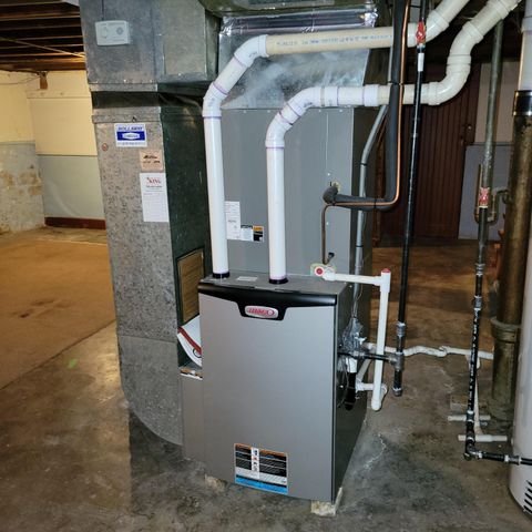 1423 Lake Avenue, Whiting, IN 46394