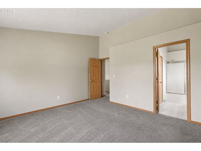 16514 Ne 67TH St, Vancouver, WA 98682