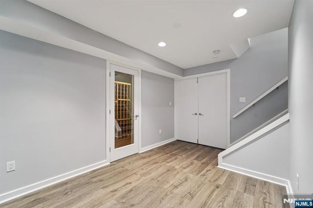 22 W Iron Latch, Upper Saddle River, NJ 07458