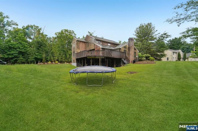 22 W Iron Latch, Upper Saddle River, NJ 07458