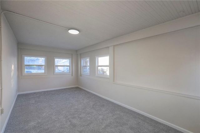 9504 E 13th Street S, Independence, MO 64052