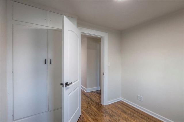 9504 E 13th Street S, Independence, MO 64052