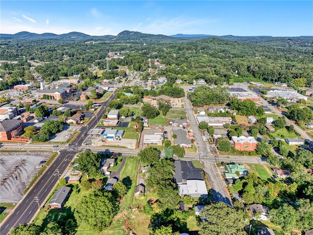 220 Hampton Avenue, Pickens, SC 29671