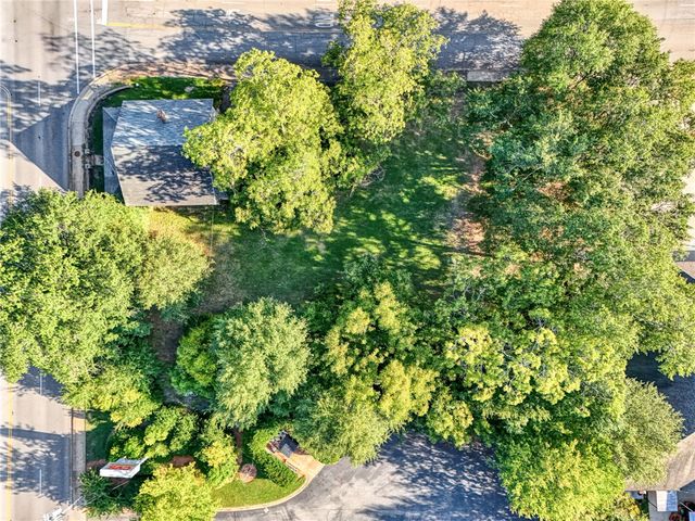 220 Hampton Avenue, Pickens, SC 29671