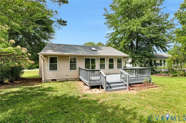 10625 W Providence Rd, Chesterfield, VA 23236