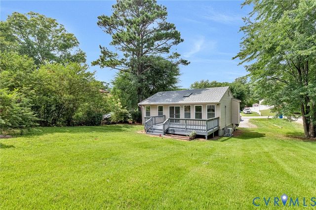 10625 W Providence Rd, Chesterfield, VA 23236