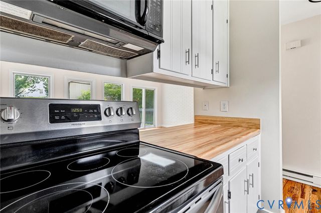 10625 W Providence Rd, Chesterfield, VA 23236