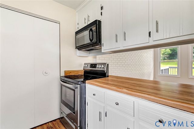 10625 W Providence Rd, Chesterfield, VA 23236
