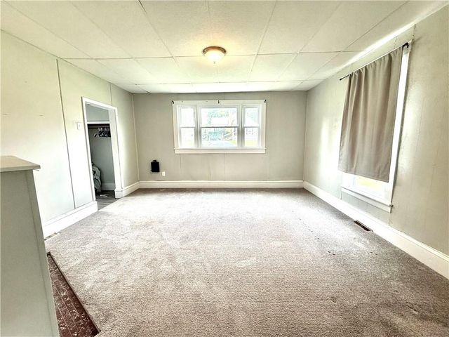 315 W THOMPSON Street, Maryville, MO 64468