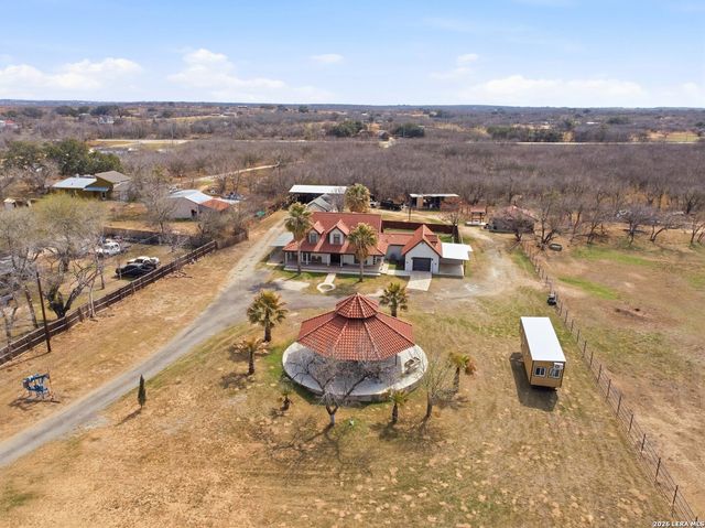 5608 Curran, Von Ormy, TX 78073