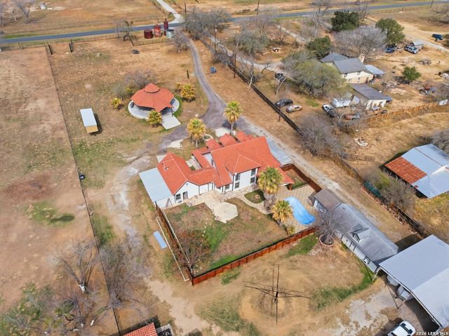 5608 Curran, Von Ormy, TX 78073