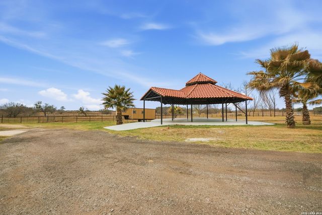 5608 Curran, Von Ormy, TX 78073