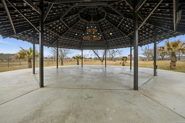 5608 Curran, Von Ormy, TX 78073