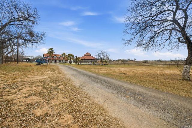 5608 Curran, Von Ormy, TX 78073