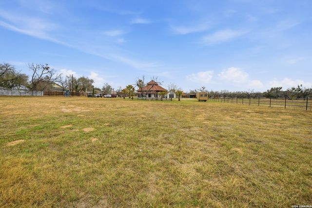 5608 Curran, Von Ormy, TX 78073