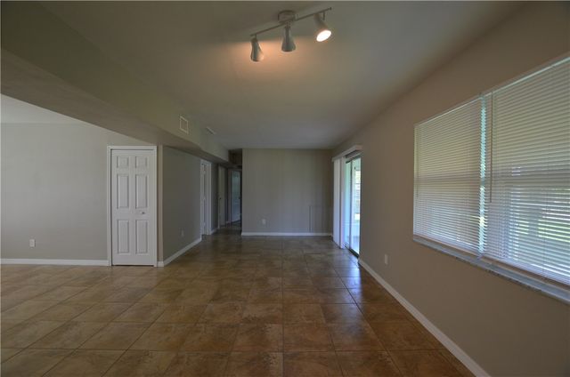 834 Dolores Street, Sebastian, FL 32958