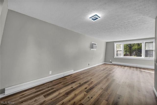 8742 Usher Road, Olmsted Twp, OH 44138