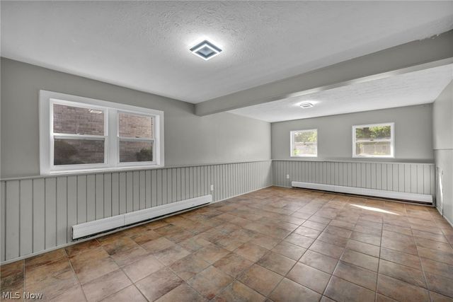 8742 Usher Road, Olmsted Twp, OH 44138