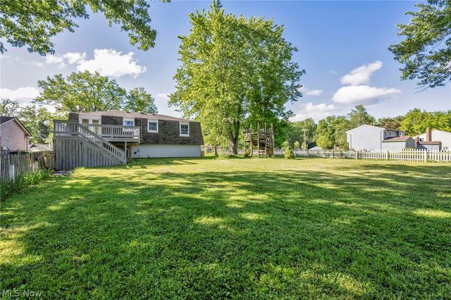 8742 Usher Road, Olmsted Twp, OH 44138