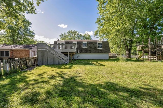 8742 Usher Road, Olmsted Twp, OH 44138