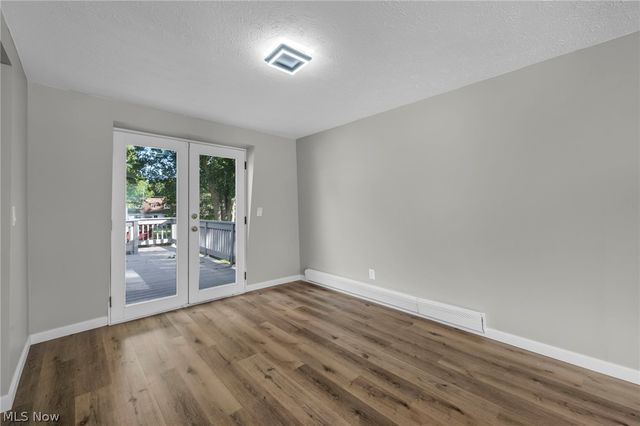 8742 Usher Road, Olmsted Twp, OH 44138