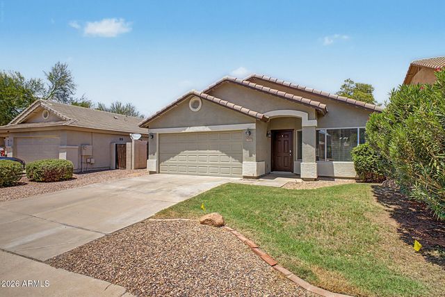 3900 E TREMAINE Avenue, Gilbert, AZ 85234