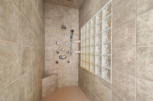 23720 Ashton Court, Elkhart, IN 46517