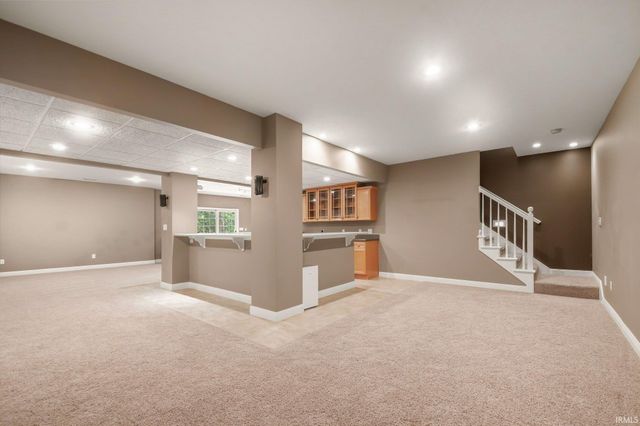 23720 Ashton Court, Elkhart, IN 46517
