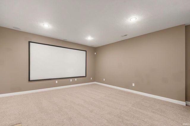 23720 Ashton Court, Elkhart, IN 46517