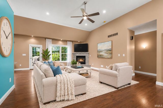 23720 Ashton Court, Elkhart, IN 46517