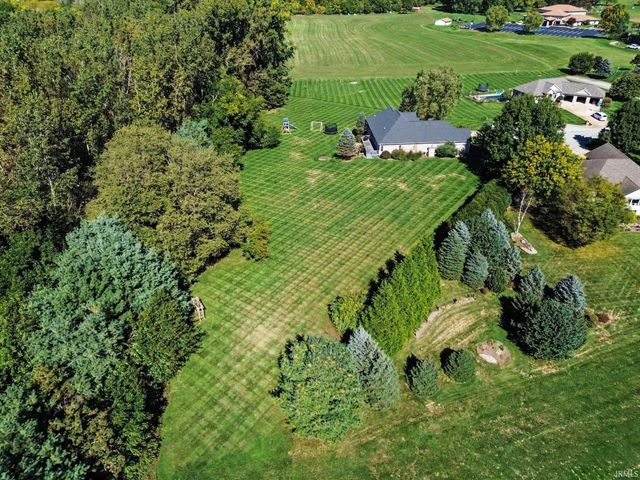 23720 Ashton Court, Elkhart, IN 46517