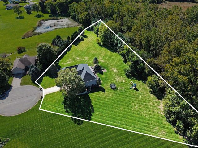 23720 Ashton Court, Elkhart, IN 46517