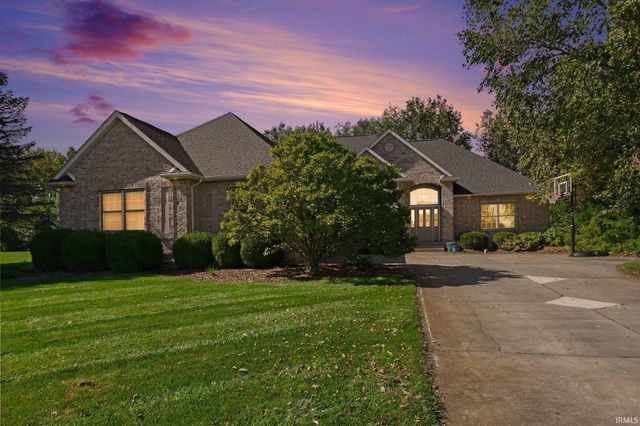 23720 Ashton Court, Elkhart, IN 46517