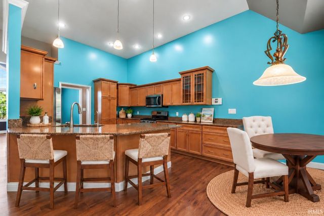 23720 Ashton Court, Elkhart, IN 46517