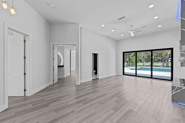 11690 STONEHAVEN Way, West Palm Beach, FL 33412