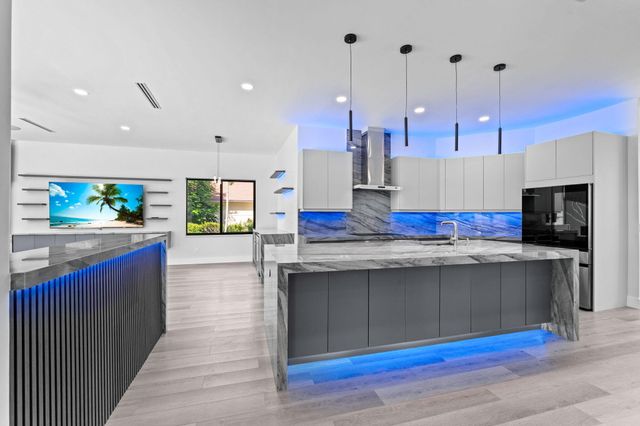 11690 STONEHAVEN Way, West Palm Beach, FL 33412