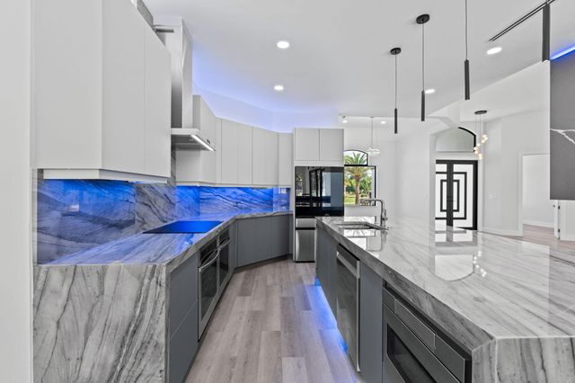 11690 STONEHAVEN Way, West Palm Beach, FL 33412