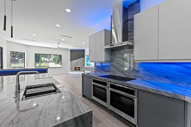 11690 STONEHAVEN Way, West Palm Beach, FL 33412
